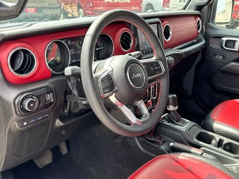 Used 2023 Jeep Wrangler Unlimited Rubicon 4xe AWD/4WD image 22