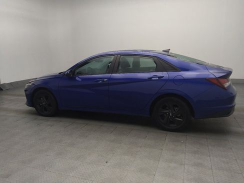 Used 2023 Hyundai Elantra SEL FWD image 3
