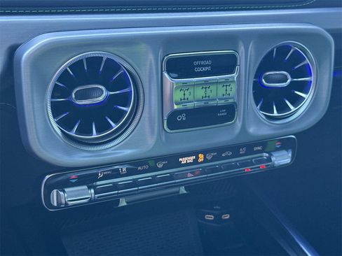 Certified 2025 Mercedes-Benz G 63 AMG 4MATIC image 25