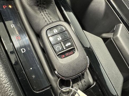 Certified 2025 Honda Accord EX-L image 31