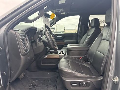 Used 2021 Chevrolet Silverado 1500 High Country w/ Technology Package image 14