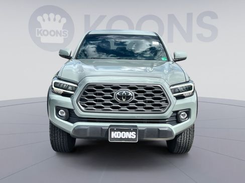 Used 2023 Toyota Tacoma TRD Off-Road w/ Technology Package AWD/4WD image 19