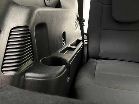 Used 2025 Ford Explorer Active RWD image 30