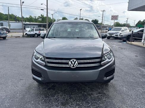 Used 2016 Volkswagen Tiguan S FWD image 2