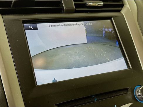 Used 2014 Ford Fusion SE w/ Equipment Group 502A image 28