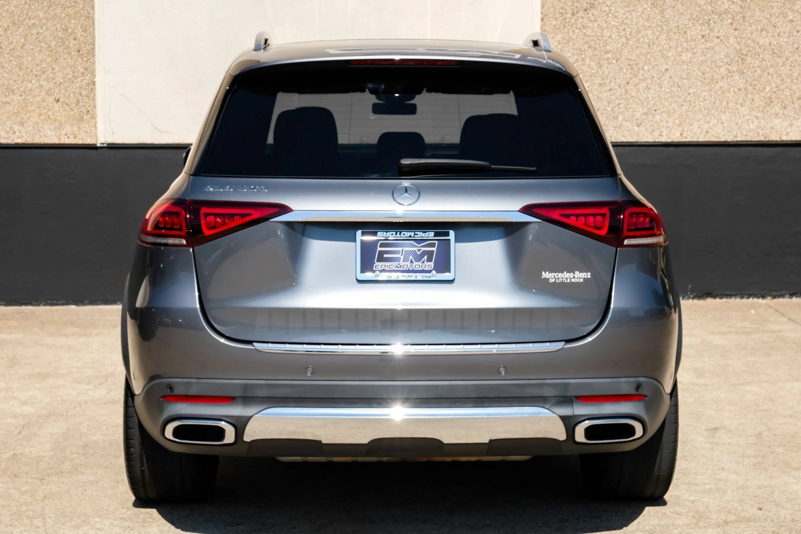 Used 2023 Mercedes-Benz GLE 350 w/ Premium Package image 9