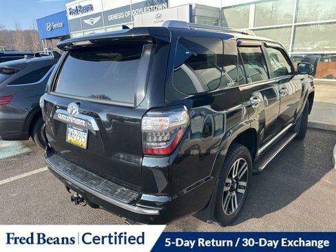 Used 2018 Toyota 4Runner Limited image 11