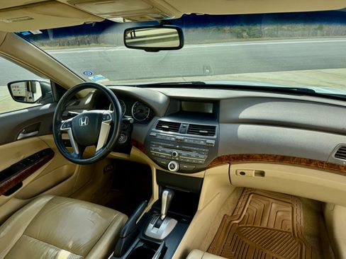 Used 2009 Honda Accord EX-L image 40