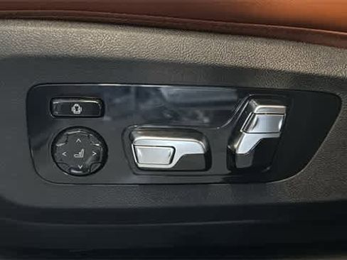 Used 2026 BMW X6 xDrive40i image 16