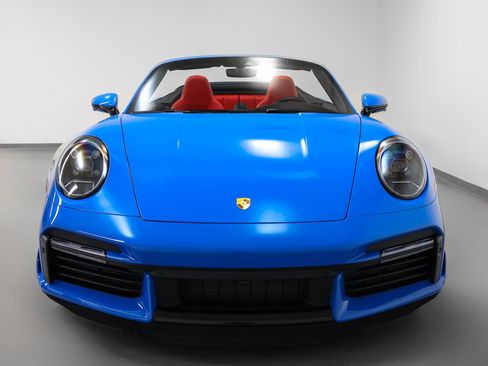 Used 2023 Porsche 911 Turbo image 8