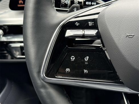 Used 2024 Cadillac Lyriq Luxury w/ LPO, Floor Liner Package image 25