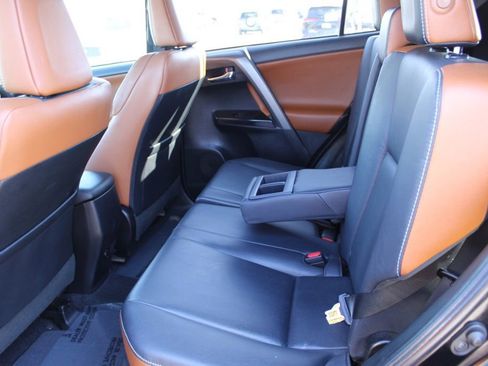 Used 2016 Toyota RAV4 SE image 26