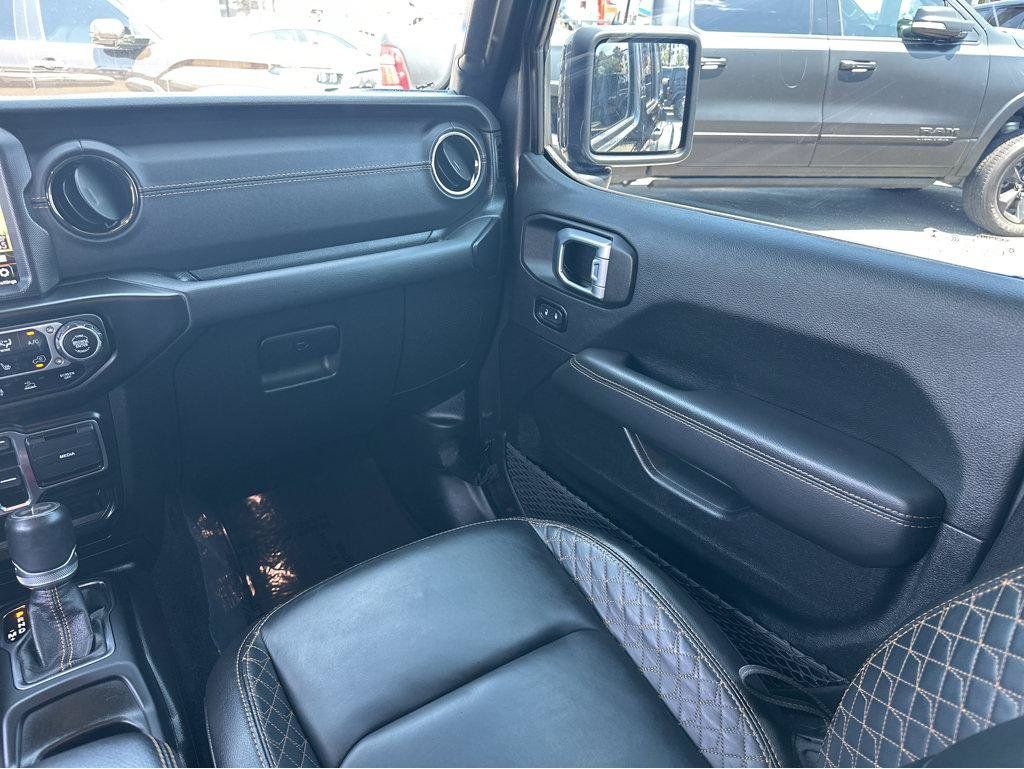 Used 2021 Jeep Wrangler Unlimited Sahara AWD/4WD image 18