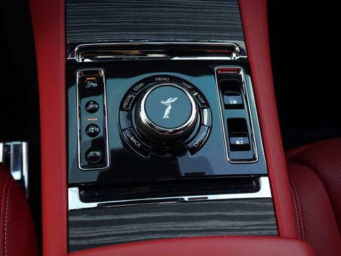 Used 2022 Rolls-Royce Ghost Extended Wheelbase AWD/4WD image 22