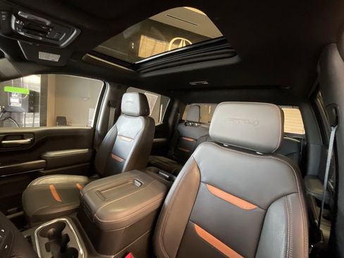 Used 2021 GMC Sierra 1500 AT4 w/ AT4 Value Package image 12