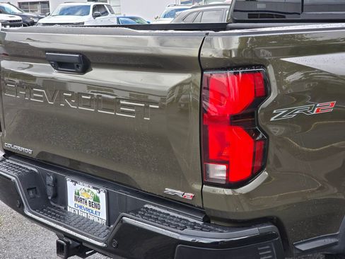 Used 2024 Chevrolet Colorado ZR2 AWD/4WD image 14