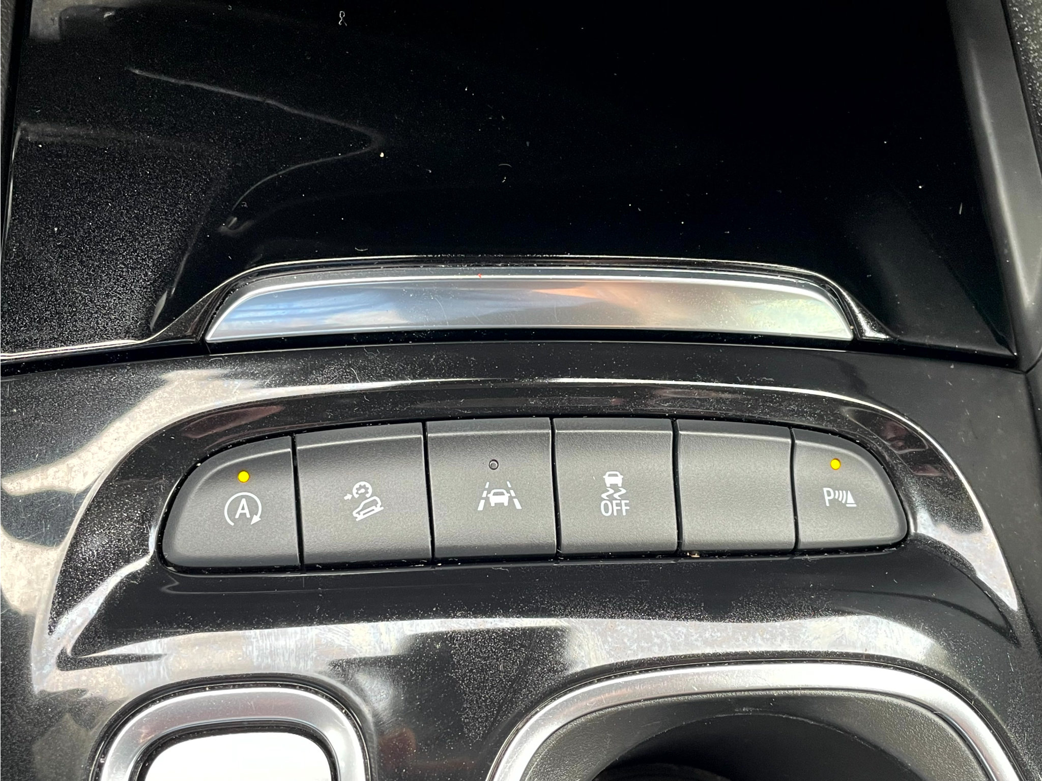 Used 2023 Buick Envision Preferred w/ Sport Touring Package AWD/4WD image 19