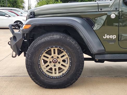Used 2020 Jeep Wrangler Unlimited Sport AWD/4WD image 10