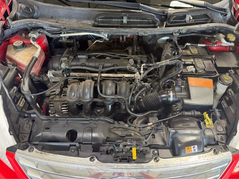Used 2013 Ford Fiesta SE FWD image 7