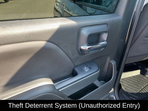 Used 2018 Chevrolet Silverado 1500 LT w/ All Star Edition image 21