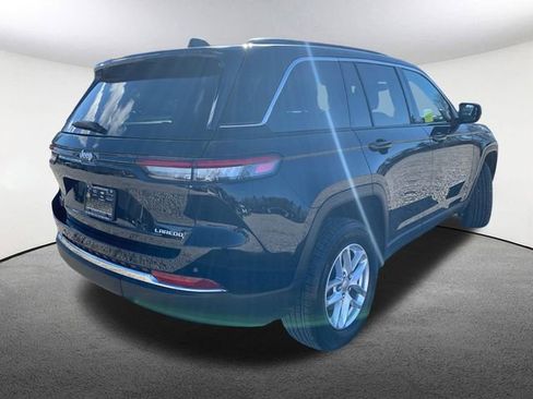 Used 2025 Jeep Grand Cherokee Laredo X w/ Luxury Tech Group I image 13