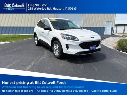 Certified 2022 Ford Escape SE w/ Cold Weather Package AWD/4WD image 1