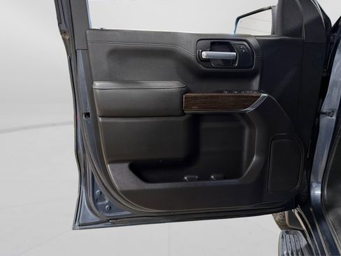 Used 2022 GMC Sierra 1500 SLE w/ X31 Off-Road Package image 15