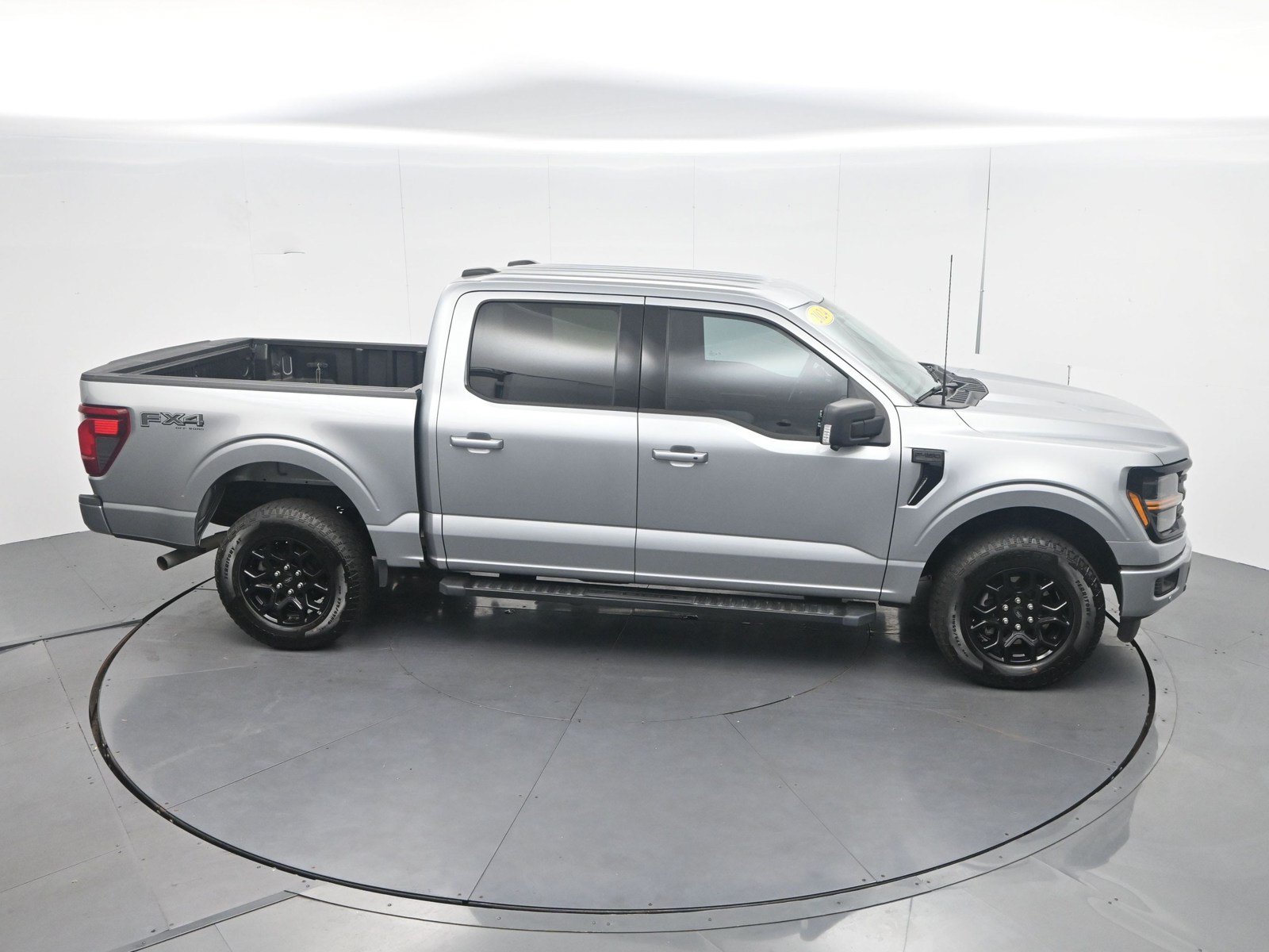 Used 2024 Ford F150 XLT w/ Equipment Group 302A MID AWD/4WD image 21