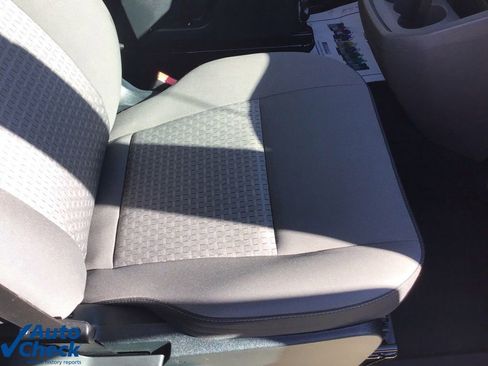 Used 2023 Ford Transit 350 148 Low Roof Wagon image 19