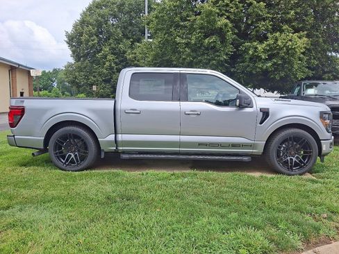 New 2025 Ford F150 XLT w/ Equipment Group 302A MID image 8