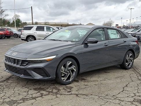 New 2026 Hyundai Elantra Sport FWD image 2
