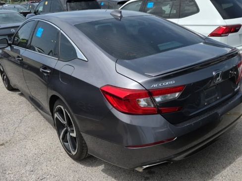 Used 2019 Honda Accord Sport image 2