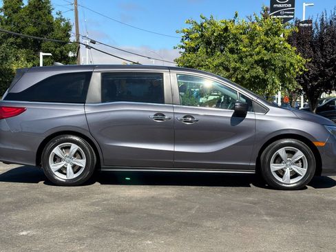 Used 2020 Honda Odyssey EX-L image 3