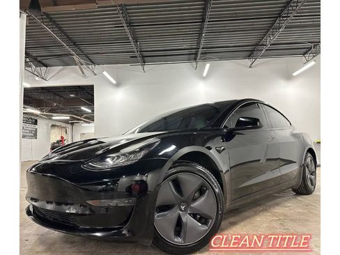Used 2019 Tesla Model 3 Standard Range Plus image 1