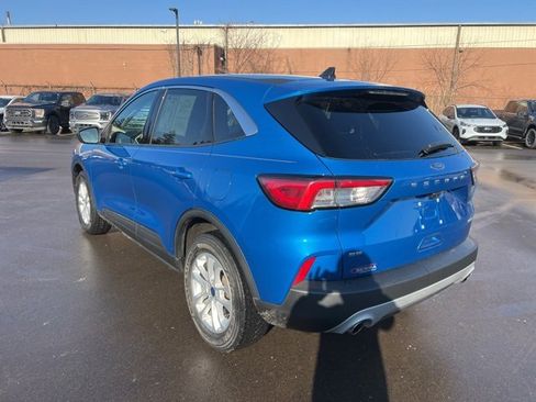 Used 2020 Ford Escape SE image 7