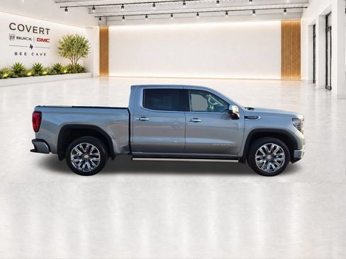 Used 2024 GMC Sierra 1500 Denali AWD/4WD image 16