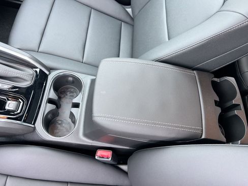 New 2026 GMC Canyon Elevation w/ Convenience Package image 18