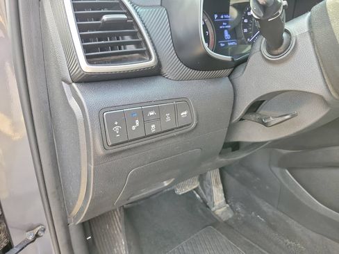 Used 2019 Hyundai Tucson Sport w/ Cargo Package AWD/4WD image 25