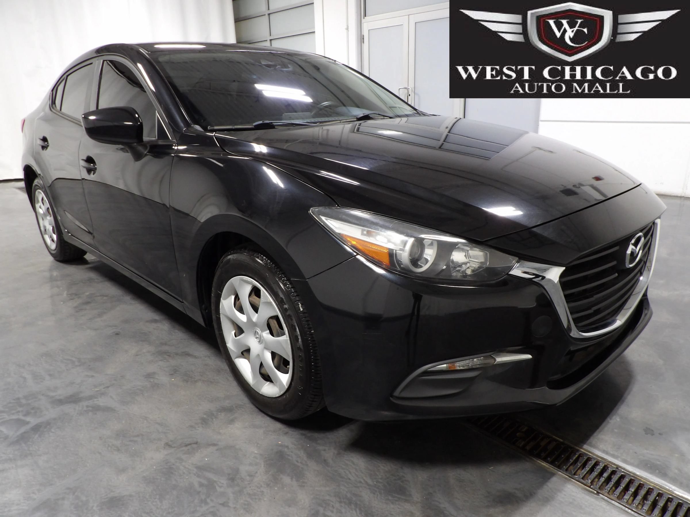 Used 2018 MAZDA MAZDA3 Sport FWD image 1