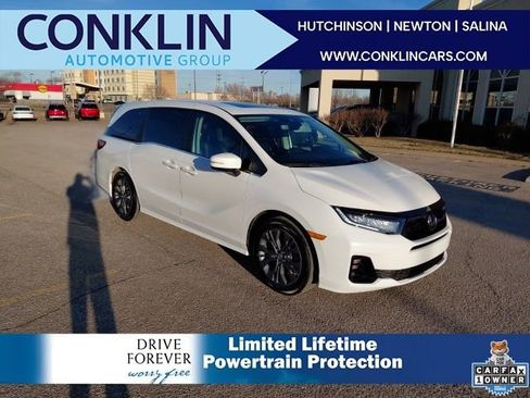 Used 2025 Honda Odyssey Touring image 1
