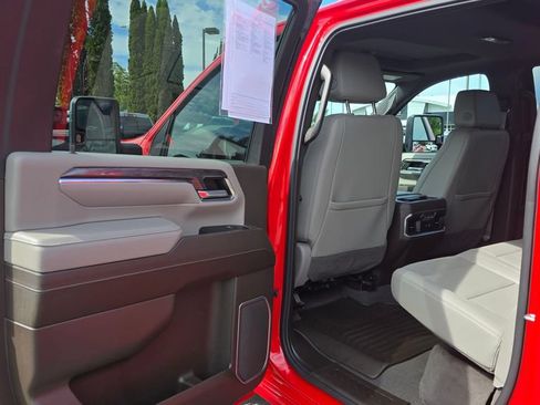Used 2024 Chevrolet Silverado 3500 LTZ w/ LTZ Convenience Package AWD/4WD image 15