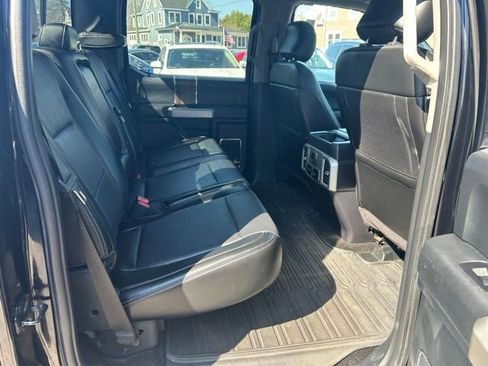 Used 2017 Ford F150 Lariat w/ Equipment Group 502A Luxury image 20