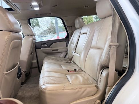 Used 2011 Chevrolet Tahoe LT image 19