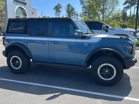 Used 2021 Ford Bronco Outer Banks w/ Sasquatch Package image 4
