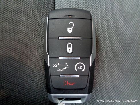 Used 2021 RAM 1500 Big Horn image 26