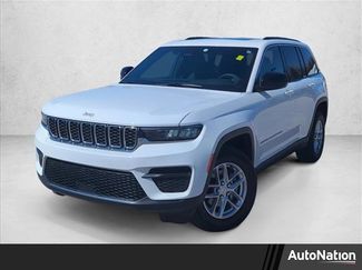 Used 2025 Jeep Grand Cherokee Laredo X w/ Luxury Tech Group I video 1