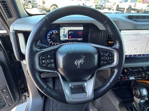 Used 2023 Ford Bronco Badlands image 22