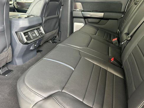 New 2026 Ford F250 Platinum AWD/4WD image 13