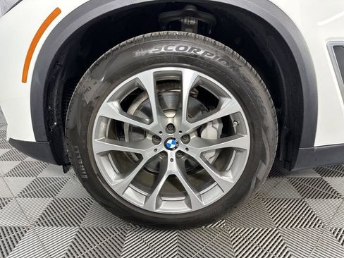 Certified 2023 BMW X5 xDrive40i w/ Premium Package AWD/4WD image 6