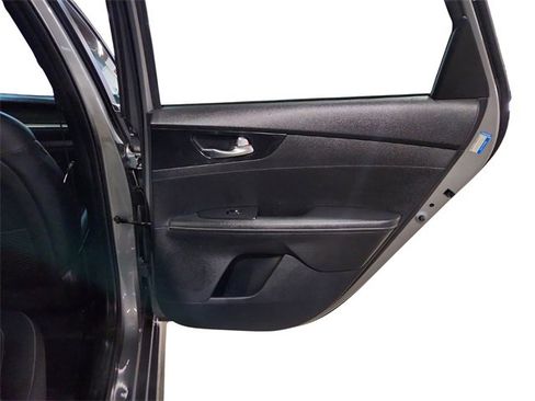 Used 2022 Kia Forte GT-Line w/ GT-Line Premium Package image 27